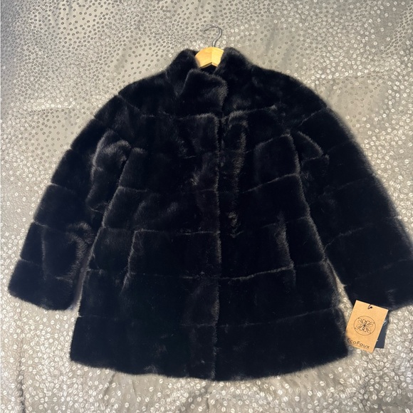 Belle Fare Jackets & Blazers - Belle Fare NWT S Black Faux Fur Coat